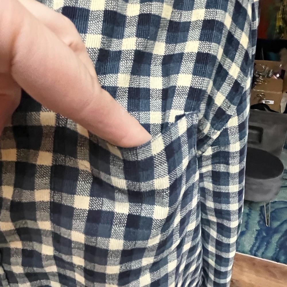 SAKS FIFTH AVENUE Men's Navy and Yellow Checkered Shirt - Picture 4 of 9